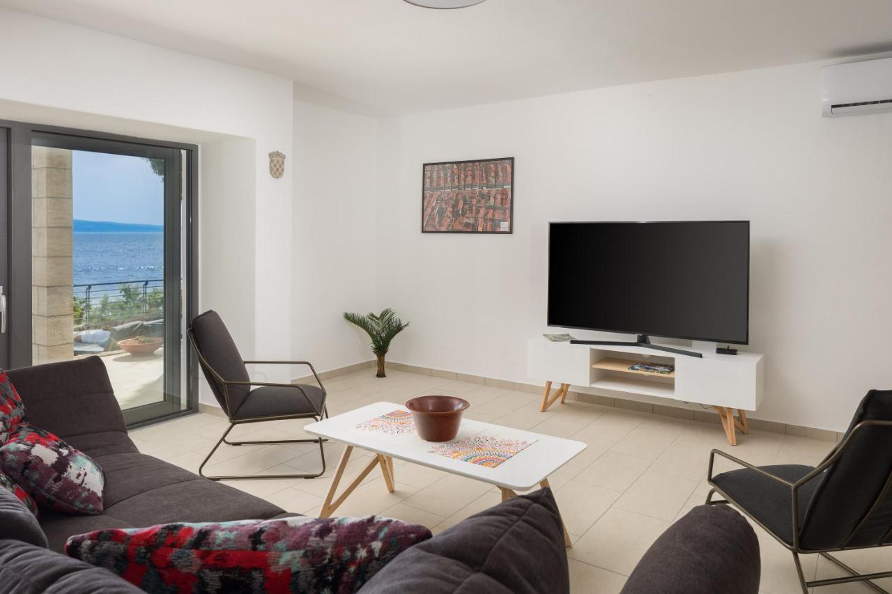 Absolute Beach Villa Omiš Extérieur photo