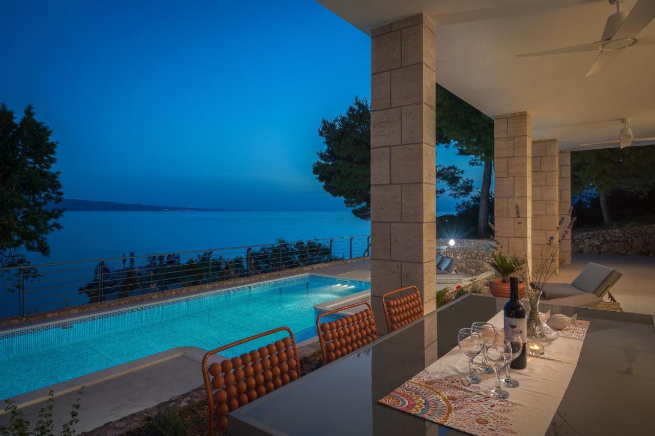 Absolute Beach Villa Omiš Extérieur photo