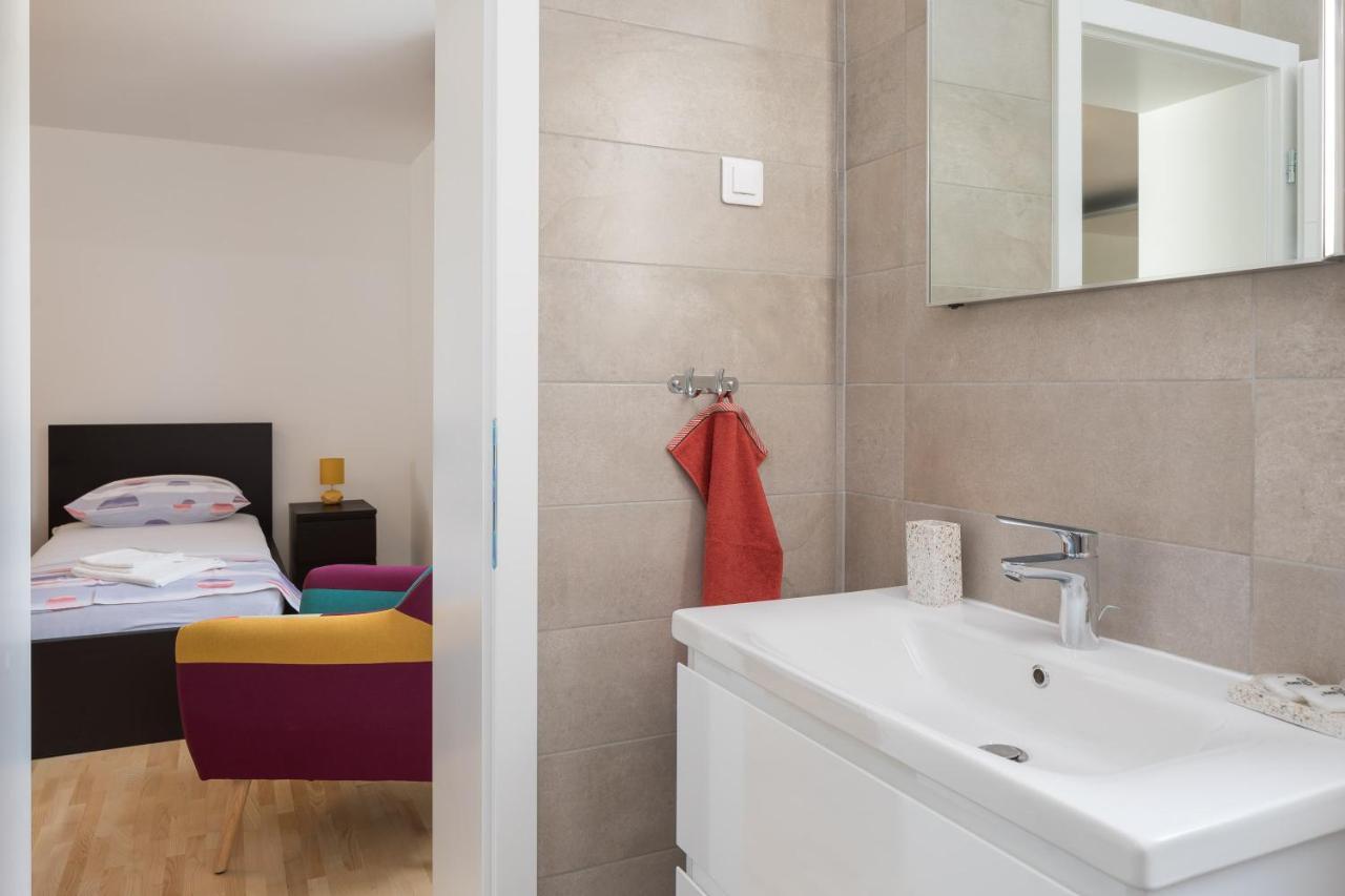 Absolute Beach Villa Omiš Extérieur photo