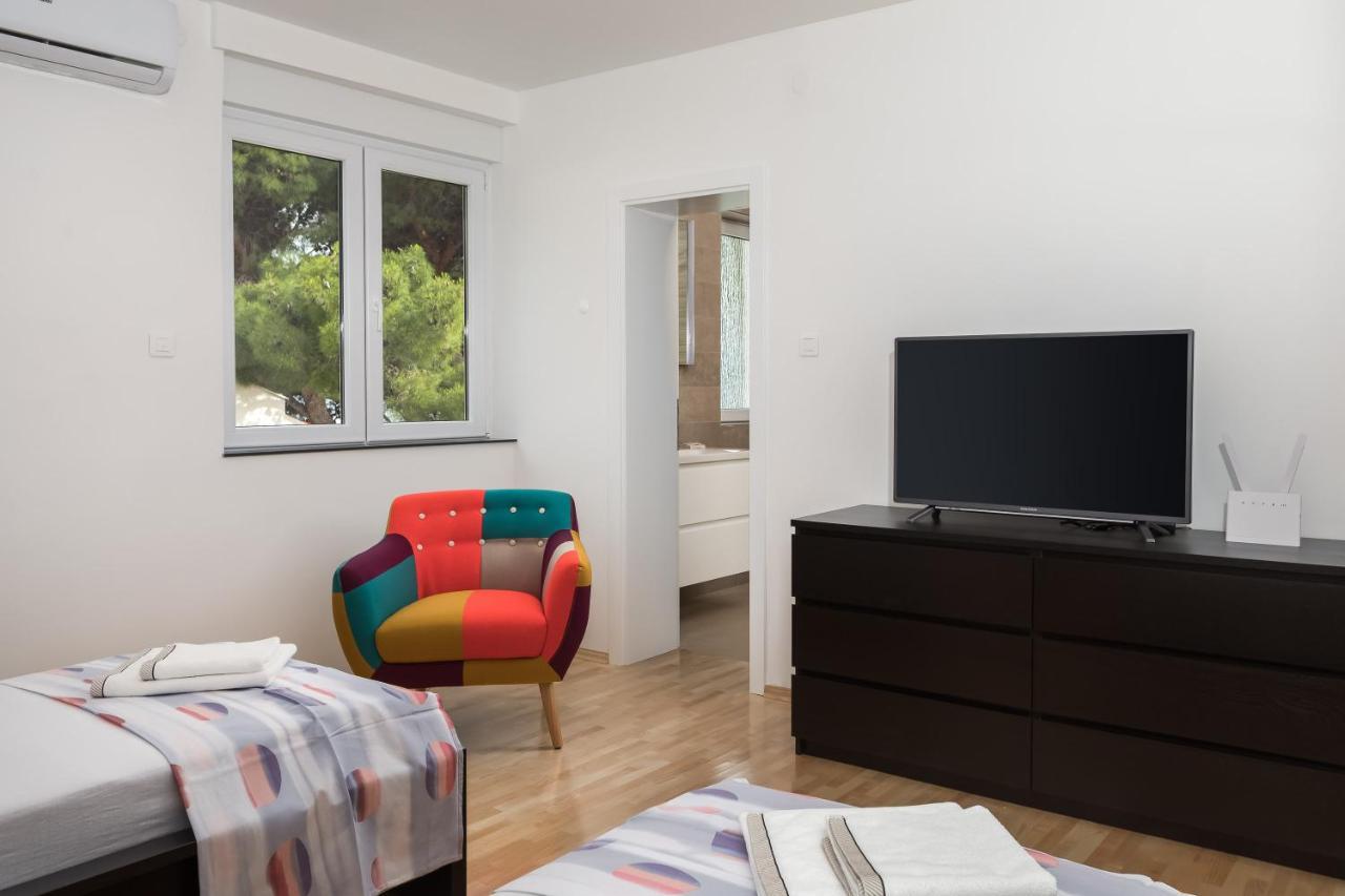 Absolute Beach Villa Omiš Extérieur photo